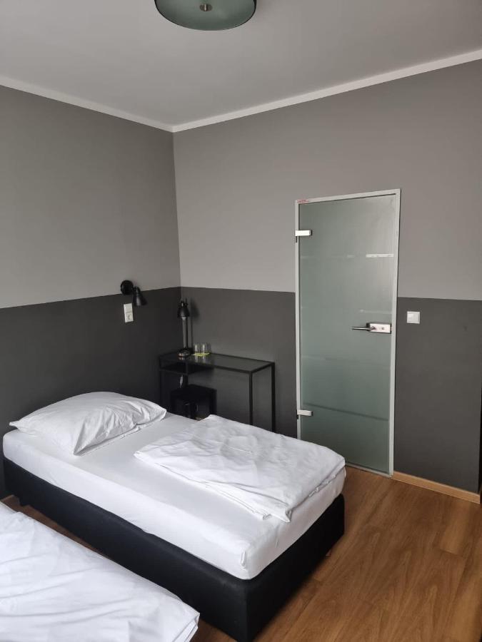 Hotel Fly ' In Offenbach am Main Luaran gambar